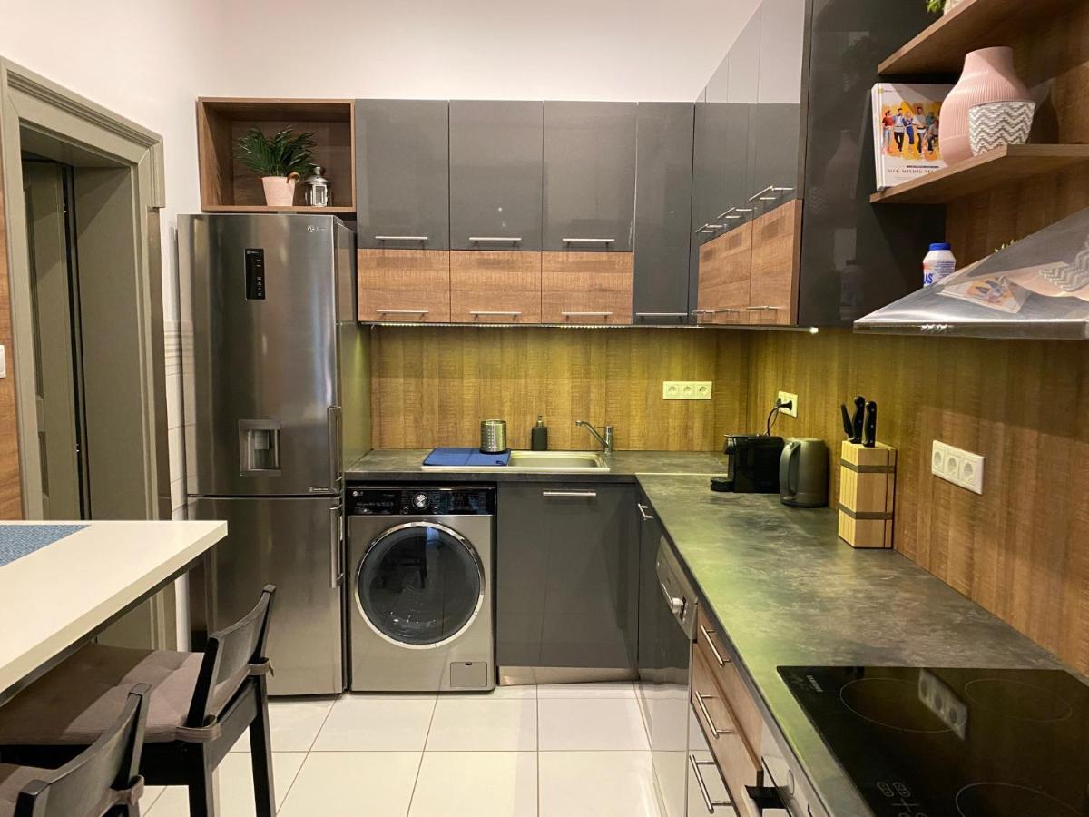 Hunyady Gallery Apartment บูดาเปสต์ ภายนอก รูปภาพ