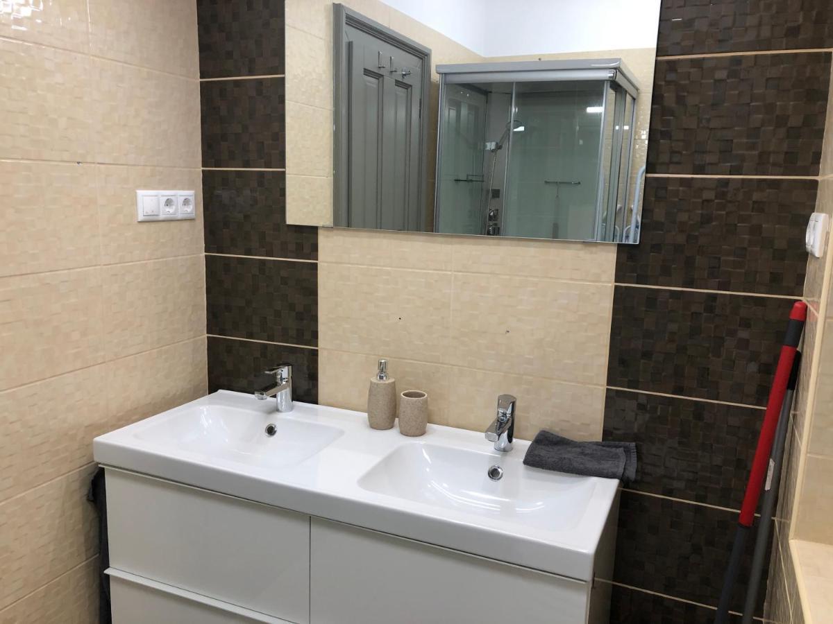 Hunyady Gallery Apartment บูดาเปสต์ ภายนอก รูปภาพ
